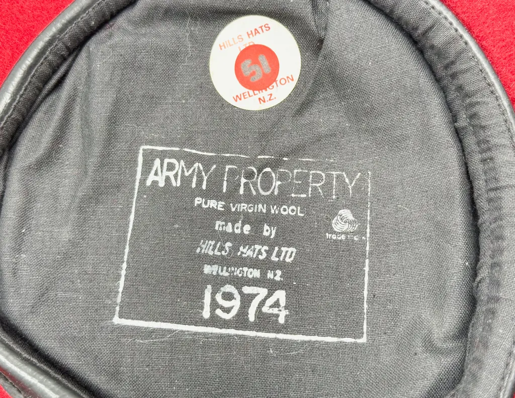 Regular Force Cadet School (NZ Army) Red Beret dated 1974 Image 1++