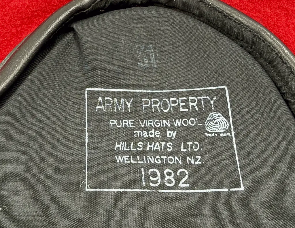 Regular Force Cadet School (NZ Army) Red Beret dated 1982 Image 1++