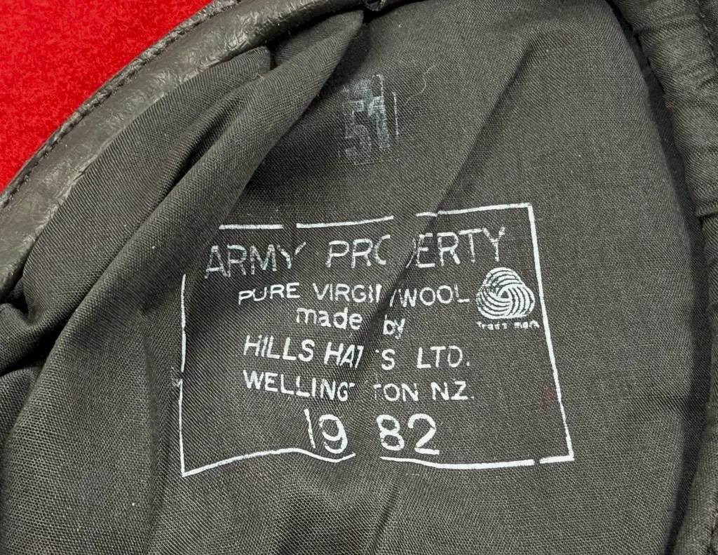 Regular Force Cadet School (NZ Army) Red Beret dated 1982 Image 1++