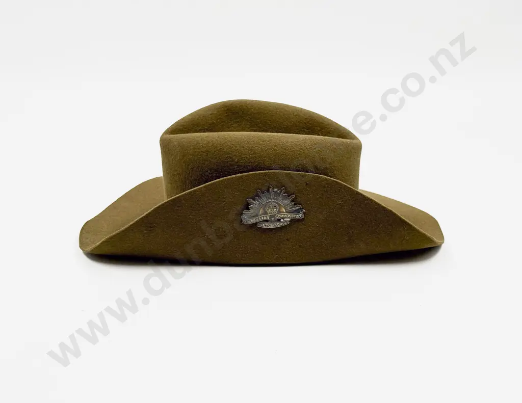 Australian Army Miniature Slouch Hat with early Australian Commonwealth Military Force Badge Image 1++