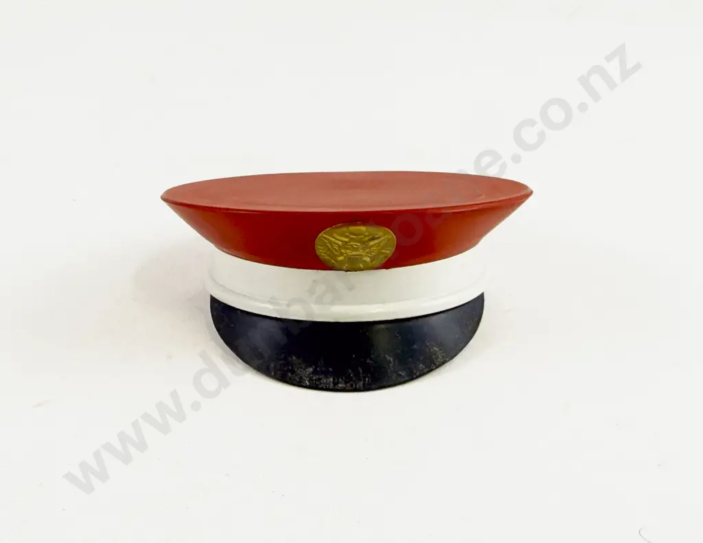 Original Boxed WW2 USA Henriette Powder Compact in the form of Army Officers Cap Image 1++