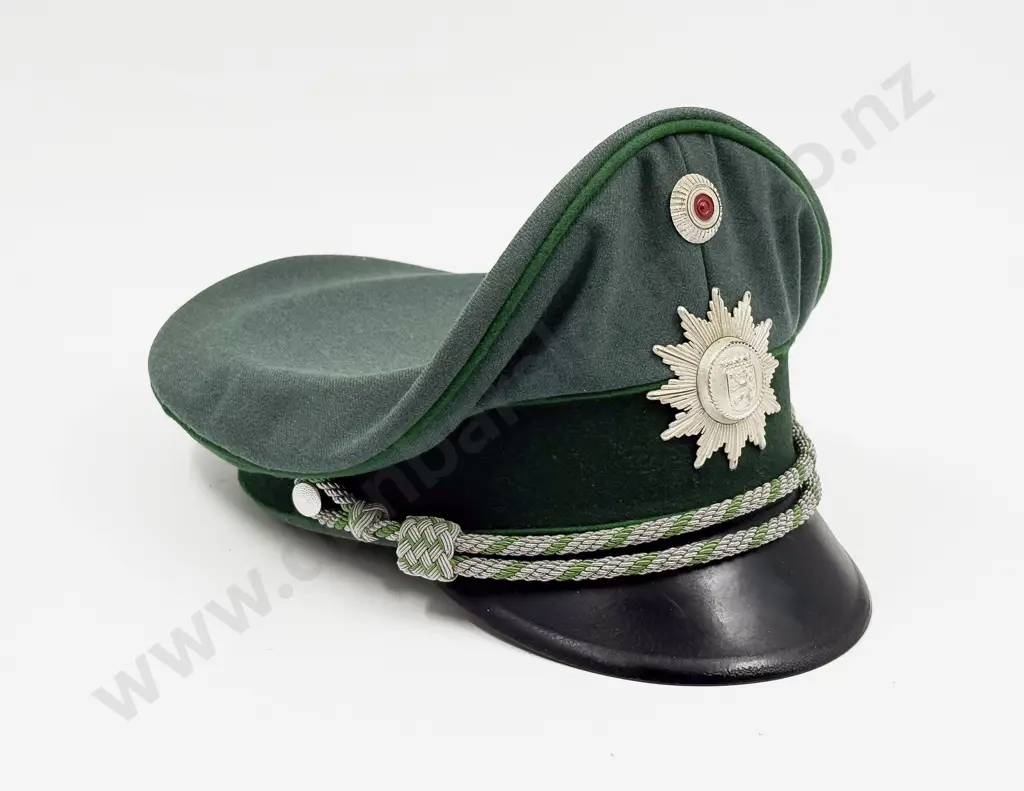 West German Hessen State Police Officer’s Peaked Service Cap Image 1++
