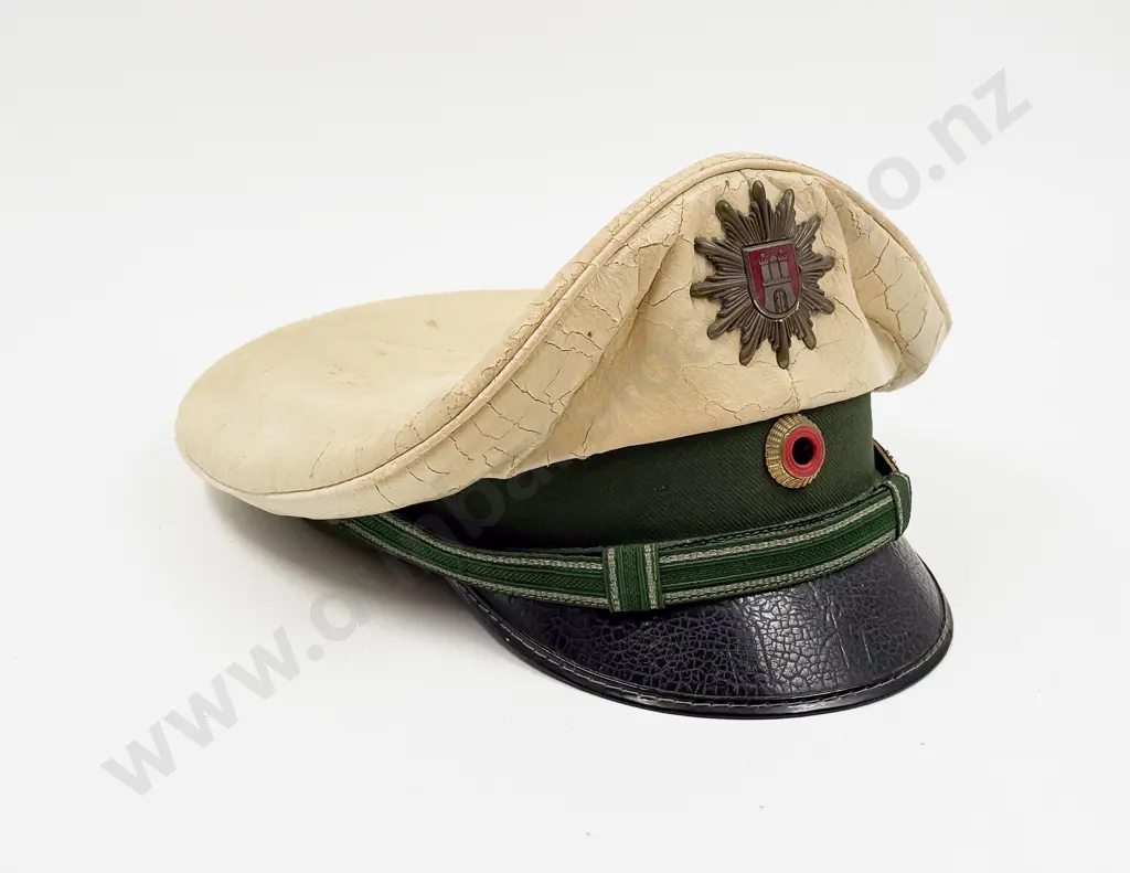 West German Hamburg State Police Officer’s Peaked Service Cap Image 1++