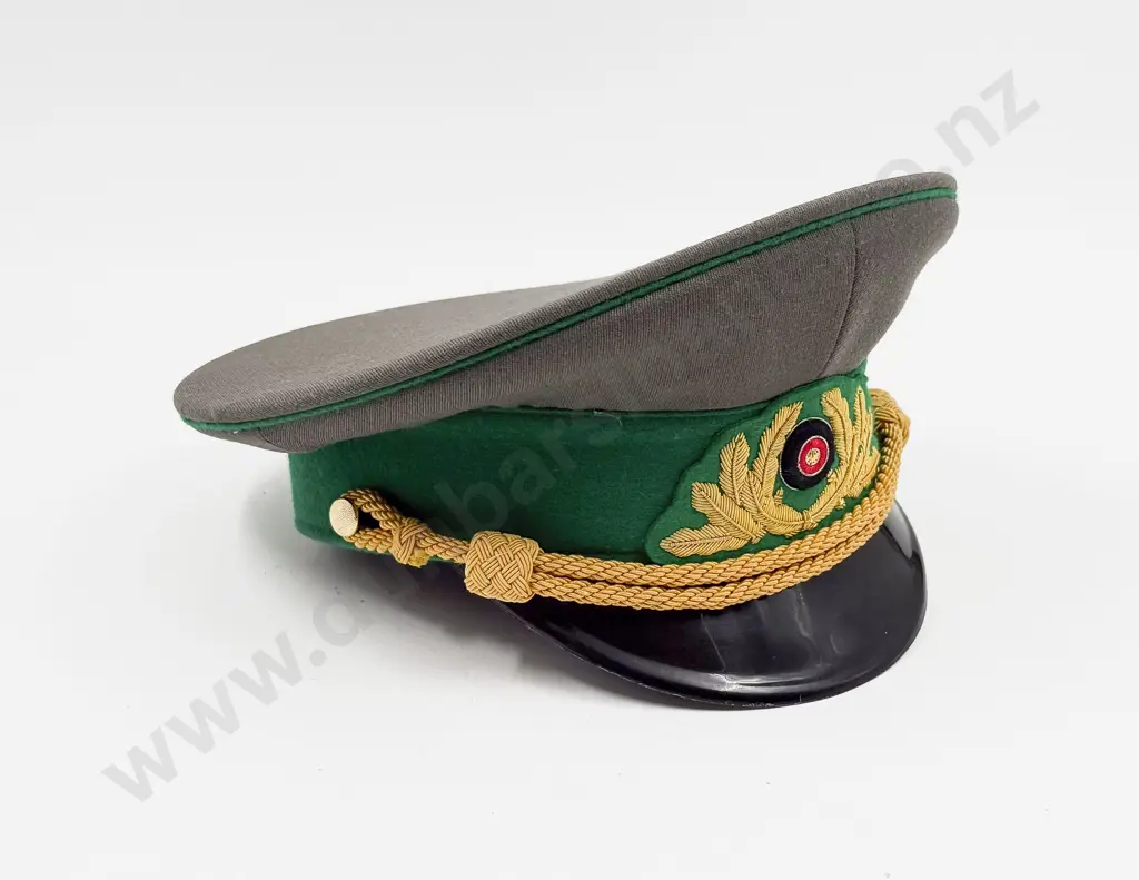 East German (DDR) Border Guard (Grenztruppen) General’s Peaked Service Cap Image 1++