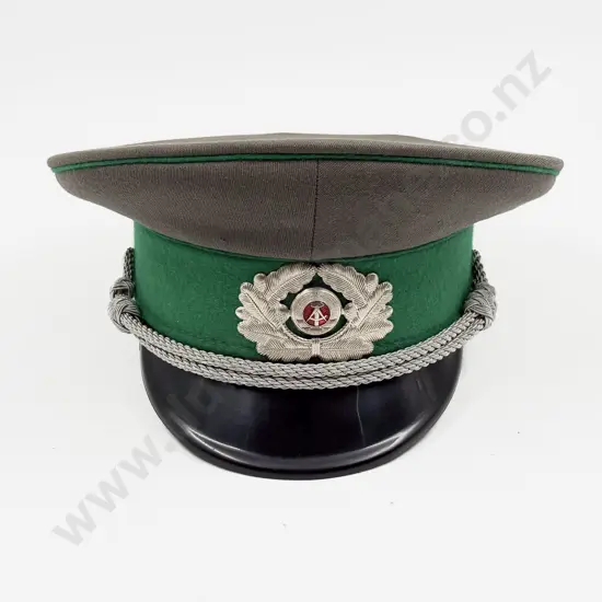 Grenztruppen der DDR (Border Troops of the German Democratic Republic) Officers Peaked Service Cap