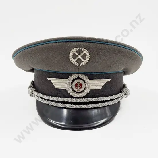 Luftstreitkräfte/Luftverteidigung (Air Force/Air Defence) East German Luftwaffe Officer’s Peaked Service Cap