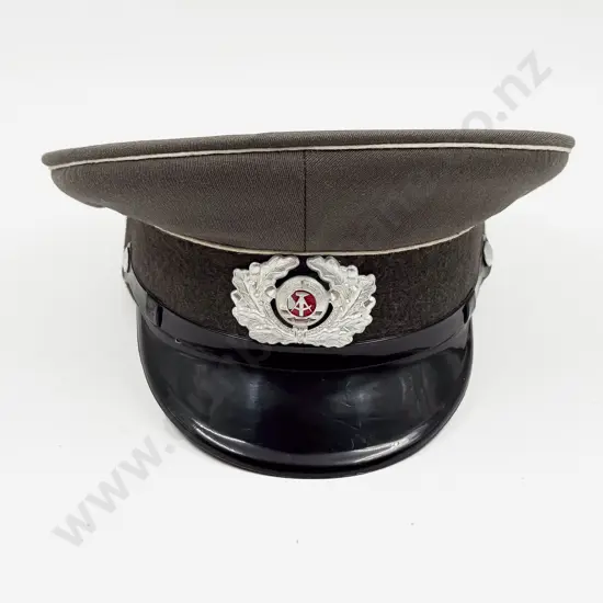 National Volksarmee Landstreitkräfte (Ground Forces East German Army) Other Ranks Peaked Service Cap