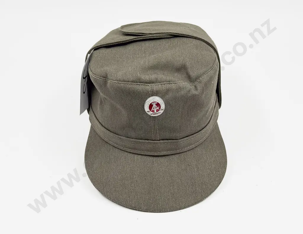 East German (NVA) M43 Style Field Cap Image 1++