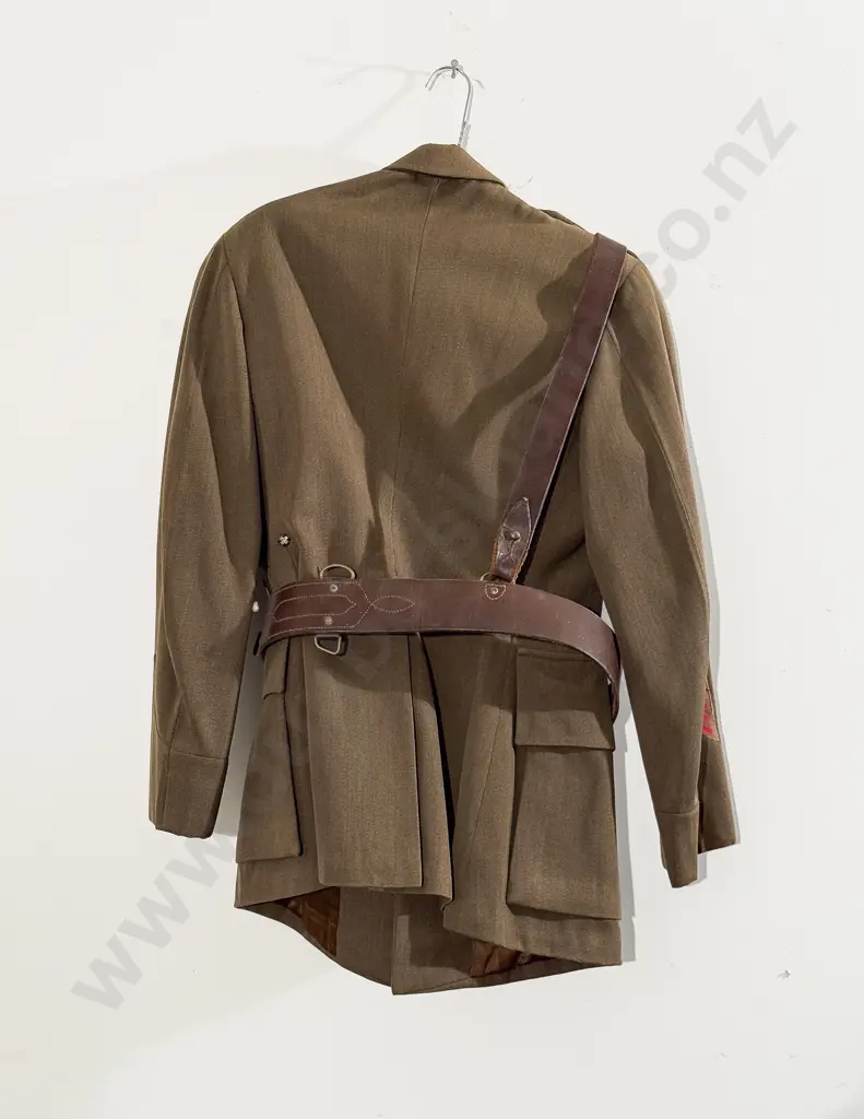 WWII NZ Defence Force (Army) Captains Service Dress Uniform Image 1++