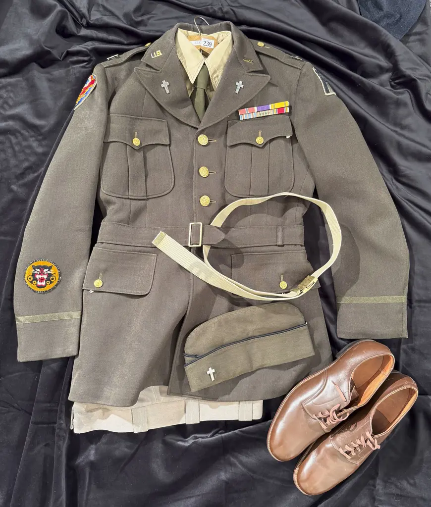 WWII US Army Chaplain Captain's Dress Uniform Image 1++