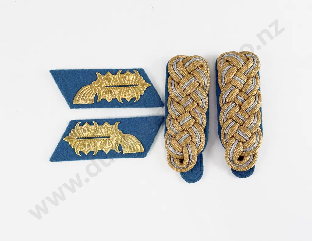 East German Air Force Major General Collar Patches and Epaulettes Image 1++