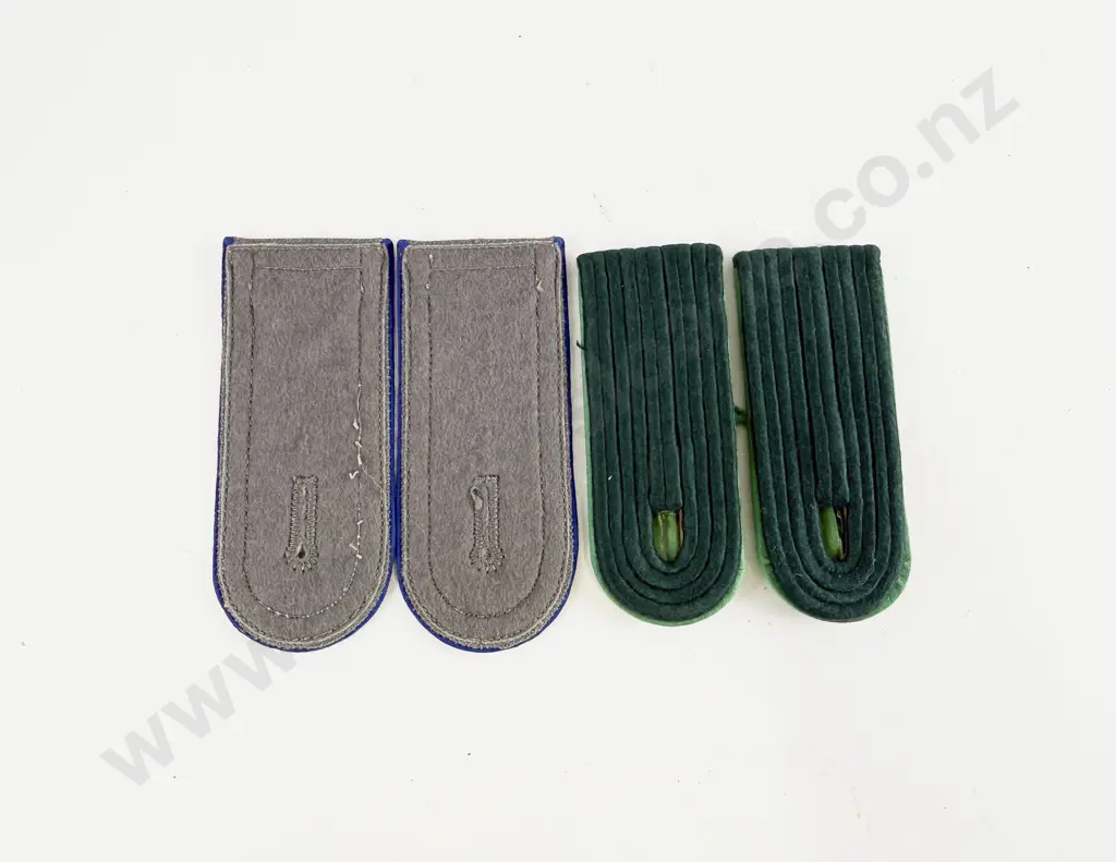 Pair East German Volkspolizei or Border Guards Shoulder Boards and other pair Image 1++