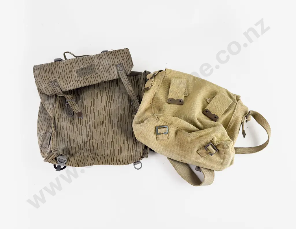 East German Army (NVA) Strichtarn (Rain Drop) Pattern Back Pack Image 1++