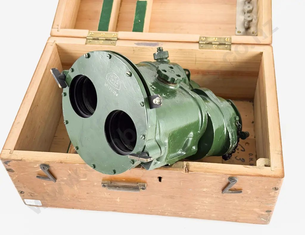 Original Boxed Ross of London WWII Binocular Gun Sight Image 1++