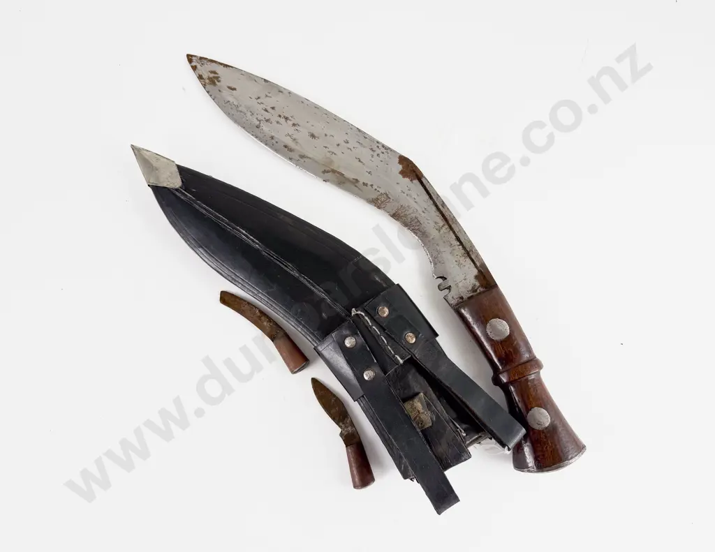 Vintage Nepalese Kukri of Traditional Form with Small Knives Image 1++