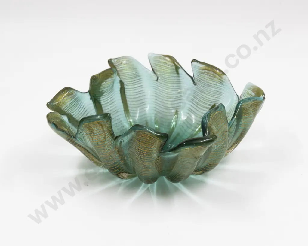 Mid C20th Murano Tinted Bottle Green & Gold Pie Crust Rimmed Dish Image 1++