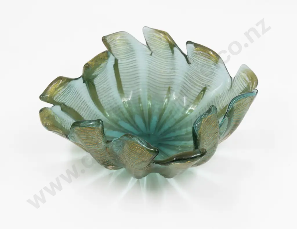 Mid C20th Murano Tinted Bottle Green & Gold Pie Crust Rimmed Dish Image 1++
