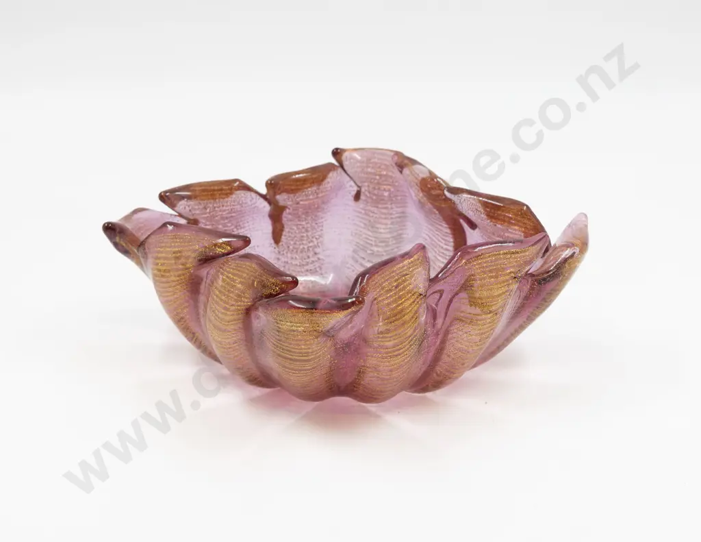 Mid C20th Murano Tinted Cranberrry & Gilt Pie Crust Rimmed Dish Image 1++