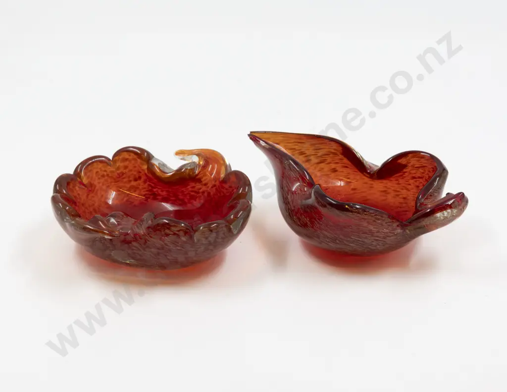 Two Mid C20th Murano Encased Ruby Gilt Glass Dishes Image 1++