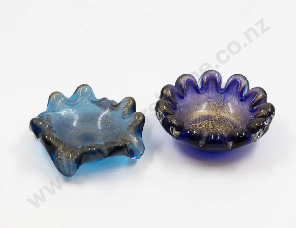 Two Mid C20th Murano Blue & Gold Frilled Rim Dishes Image 1++