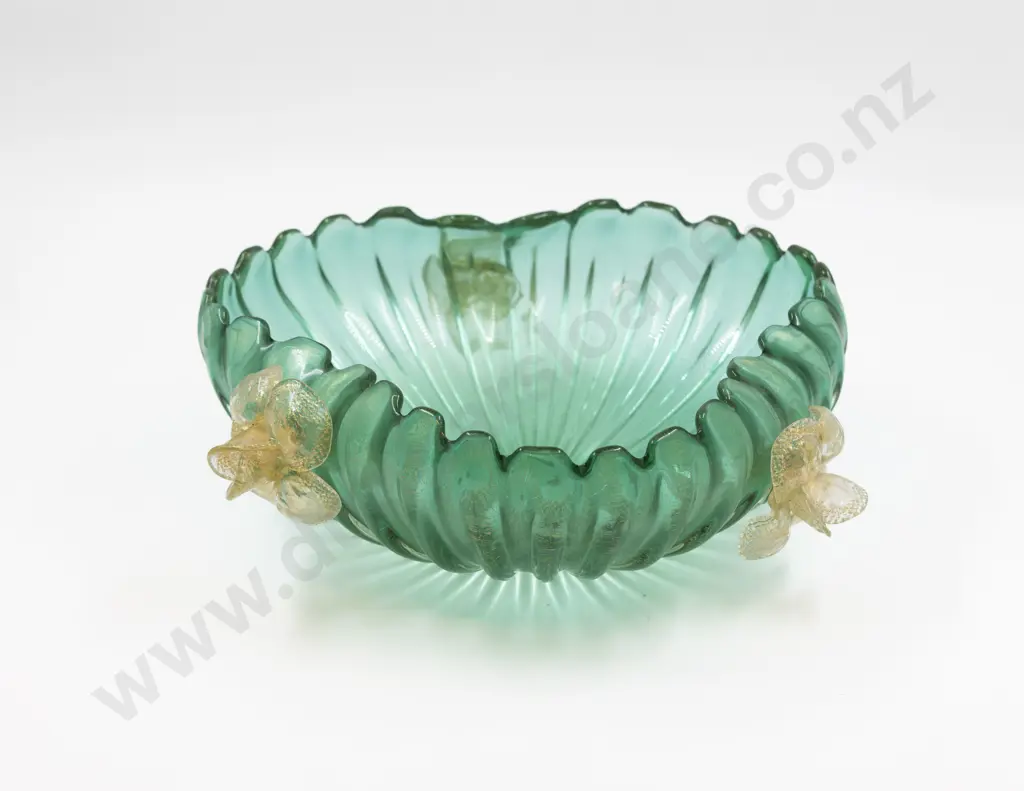 Mid C20th Venetian Green & Gold Fluted Glass Table Bowl (a/f) Image 1++