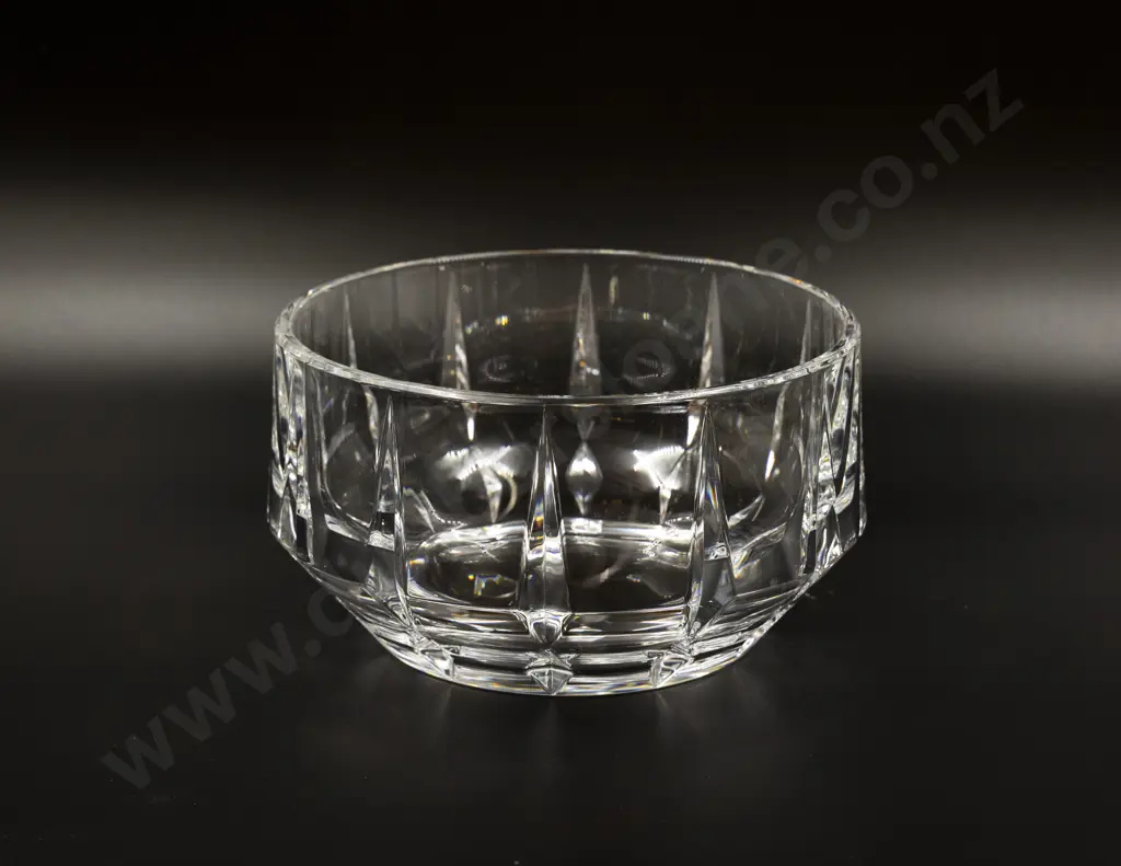 Vera Wang For Wedgwood Heavy Cut Crystal Table Bowl Image 1++