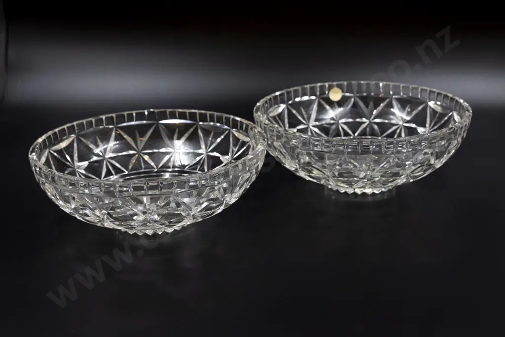 Pair Walsh Crystal Bowls Image 1++