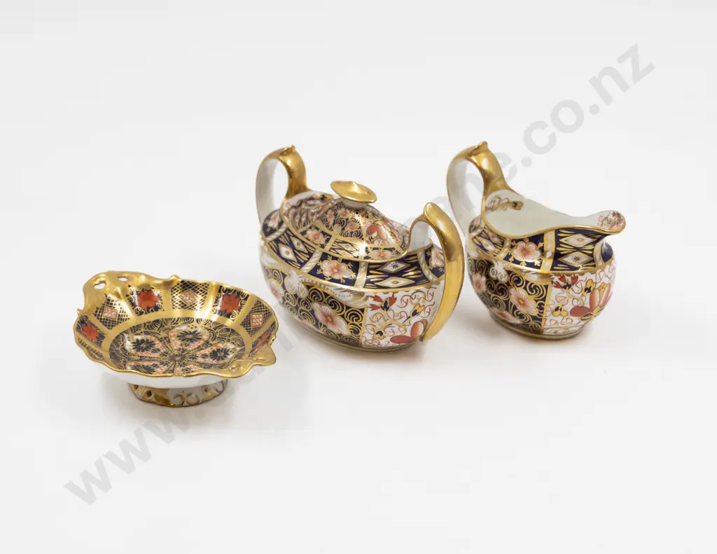 Royal Crown Derby Bone China Image 1++