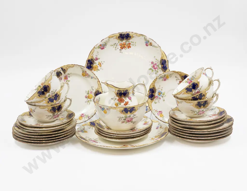 Moore Made in England Bone China Image 1++