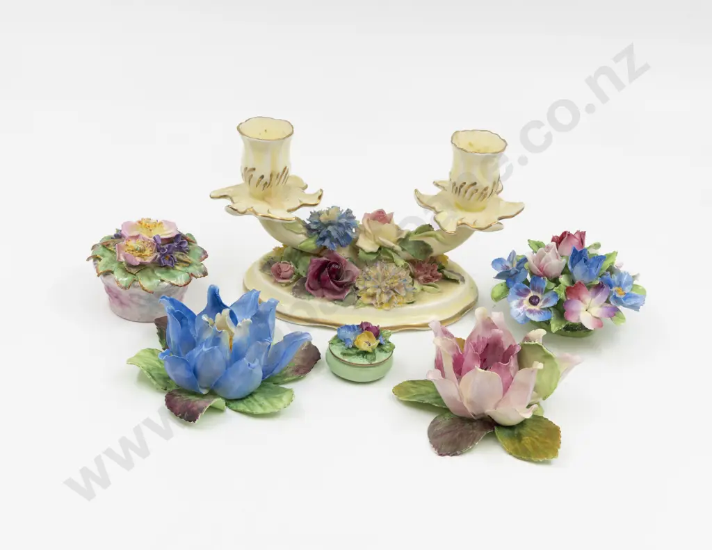 Crown Staffordshire Floral Posies Image 1++