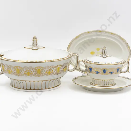 Wedgwood Lidded Soup Tureen & Sauce Tureen on Tray