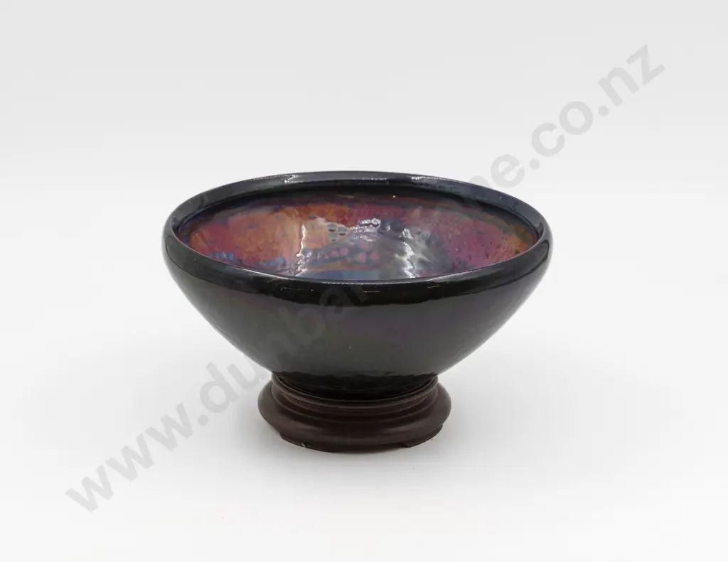 Royal Doulton Flambé Deep Circular Dish Image 1++
