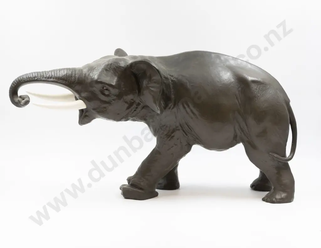 Impressive Royal Doulton Elephant Model Image 1++