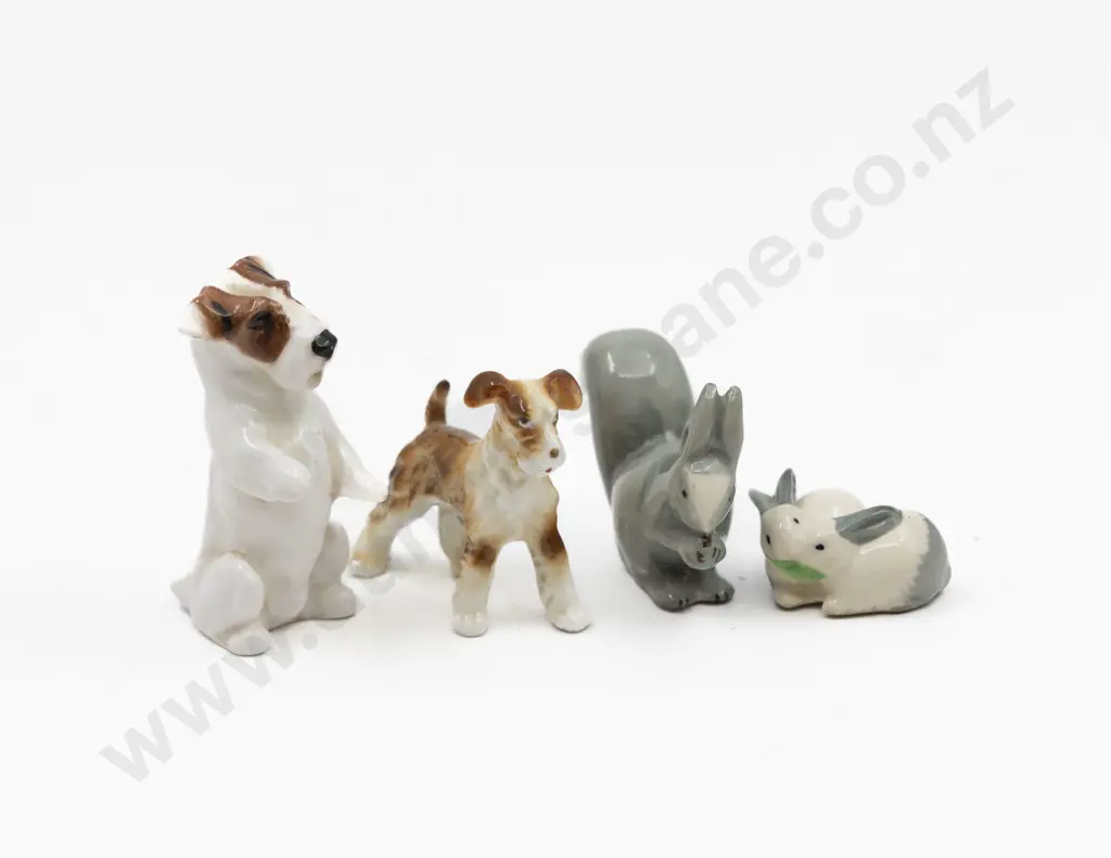 Royal Doulton Model of a Terrier K3 & Three Other Small Figures Image 1++