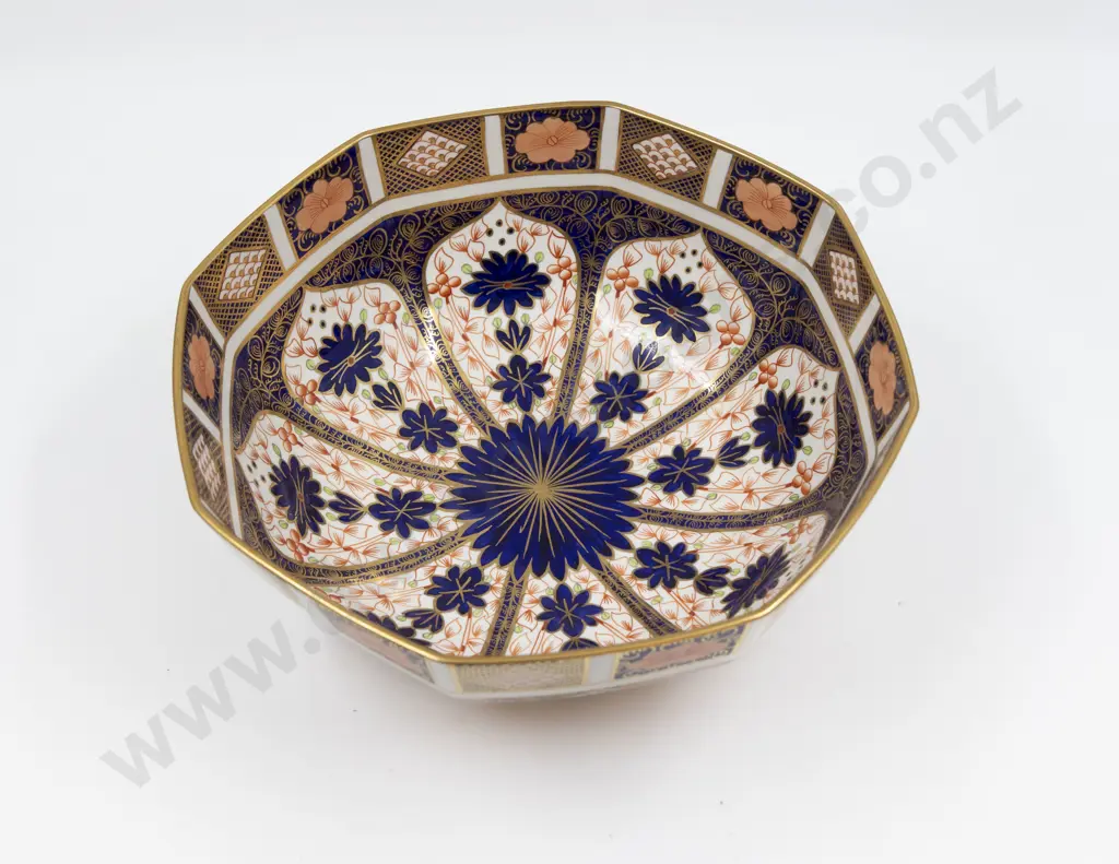 Pair Royal Crown Derby Imari Pattern Octagonal Shaped Table Bowl Image 1++