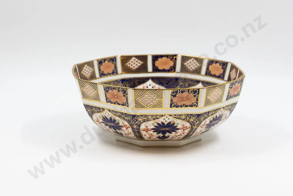 Pair Royal Crown Derby Imari Pattern Octagonal Shaped Table Bowl Image 1++