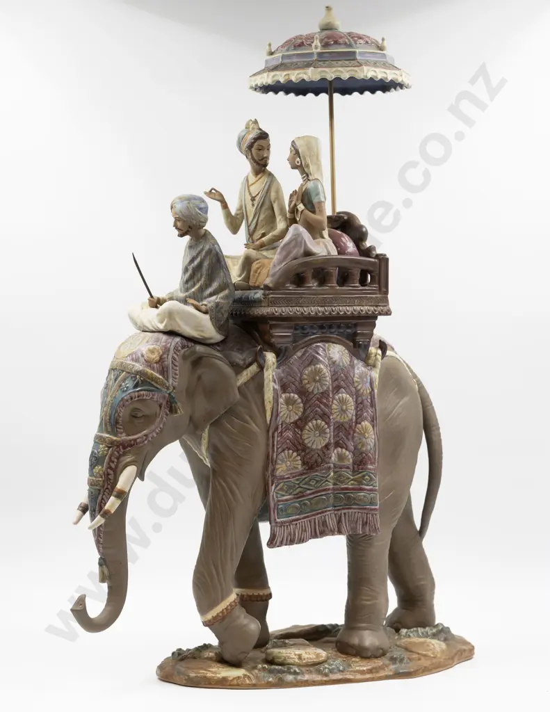 Large Lladro Figure Group "Elefante Real" Circa 1983 Image 1++