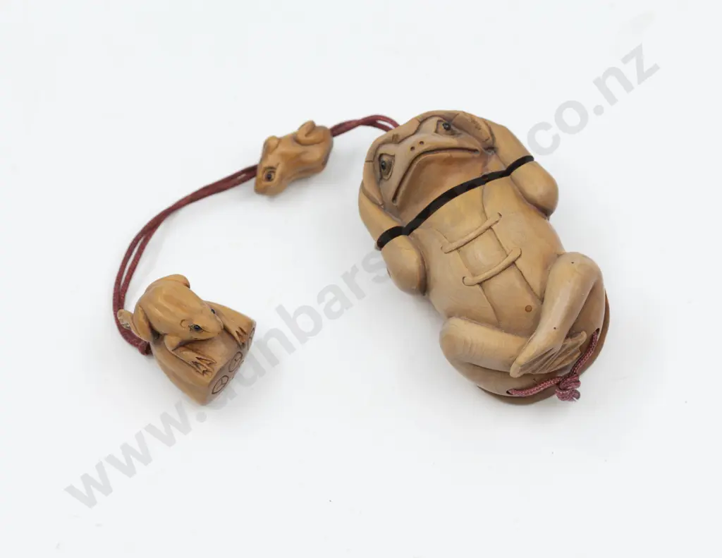 Signed Carved Fruitwood Inro as a Toad With Netsuke & Bead Image 1++