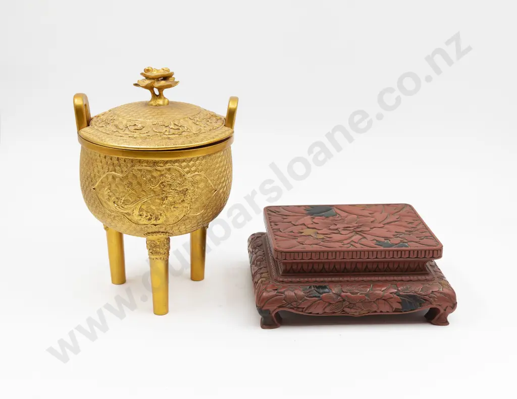 Cinnabar Lacquer Stand With Secret Compartment & Gold Lacquered Lidded Koro Image 1++