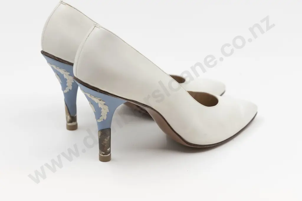 Rayne Pair Wedgwood Jasper Ware Heeled Dress Shoes Image 1++