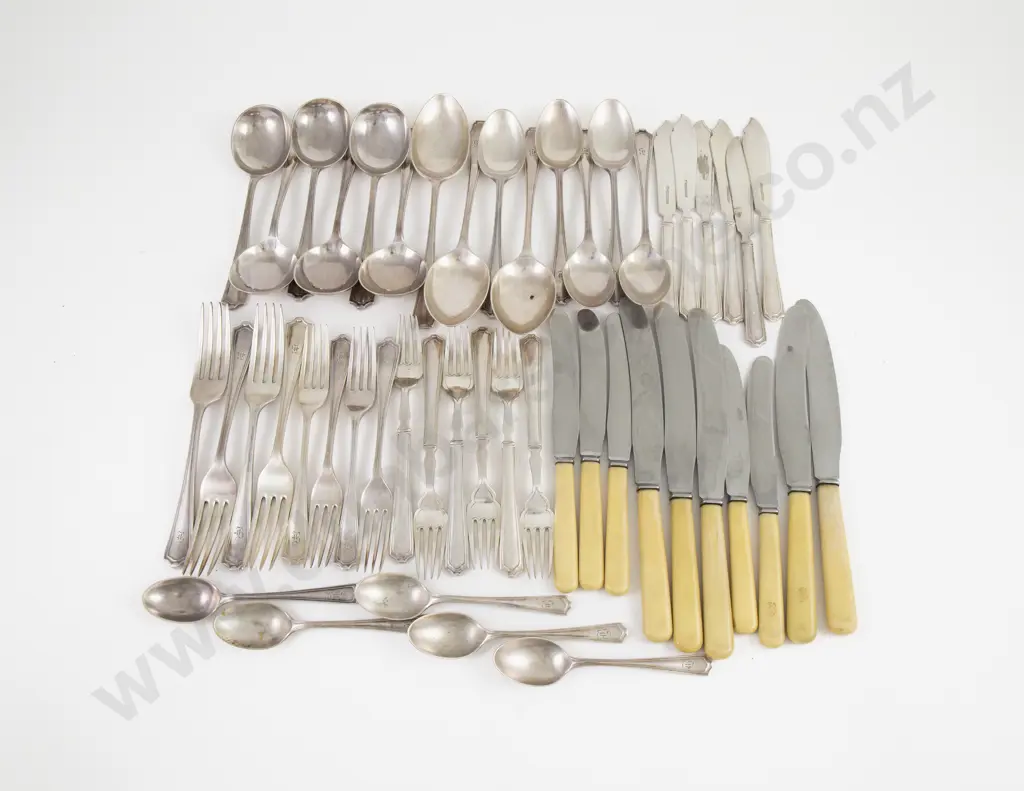 S/P Set Of Trefid End Pattern Cutlery Plus Bone Handled Knives Image 1++
