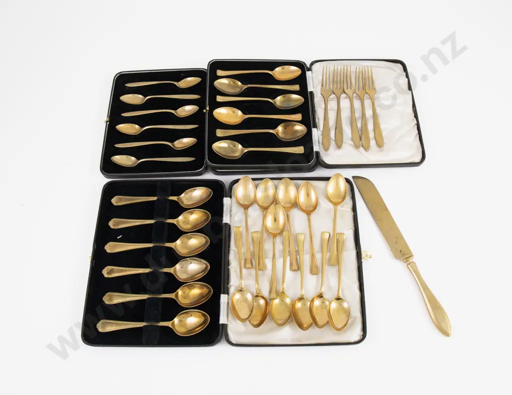 3 Cased Sets Of Gilded Tea & Coffee Spoons Plus Loose Spoons, Cake Forks & Knife Image 1++