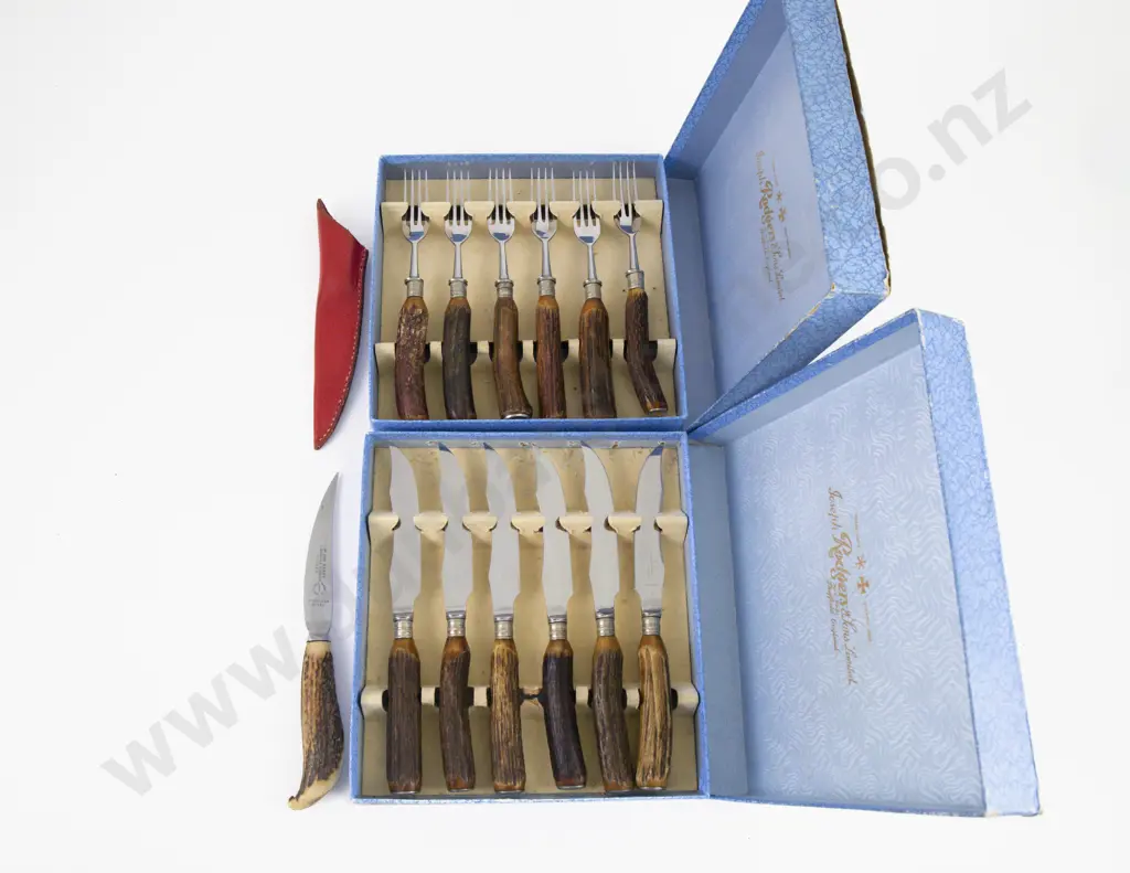 Boxed Set Of 6 Antler Handled Steak Knives & 6 Forks Plus Other Single Knife Image 1++