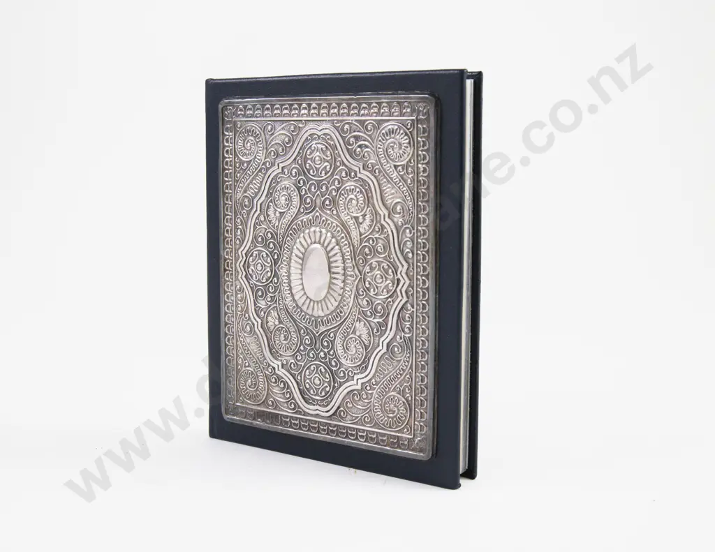 Boxed S/S Mounted Address Book By Walker & Hall Image 1++
