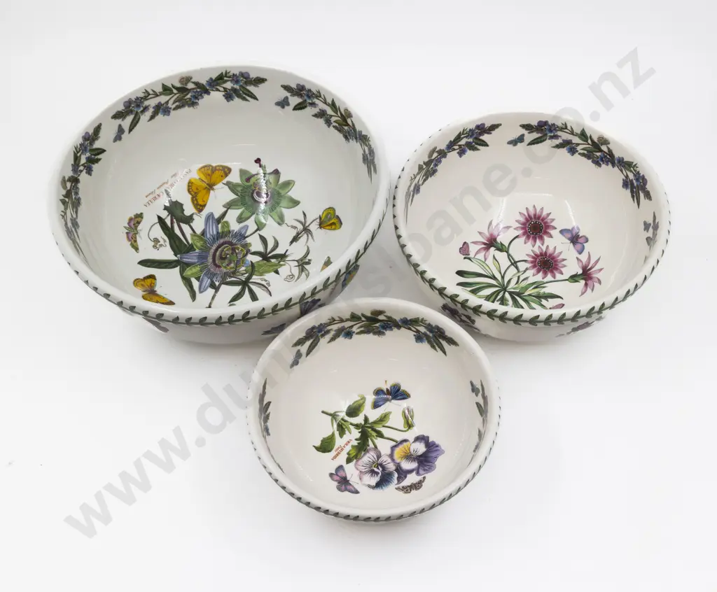 Set of Three Portmeirion Botanic Garden Pattern Bowls Image 1++