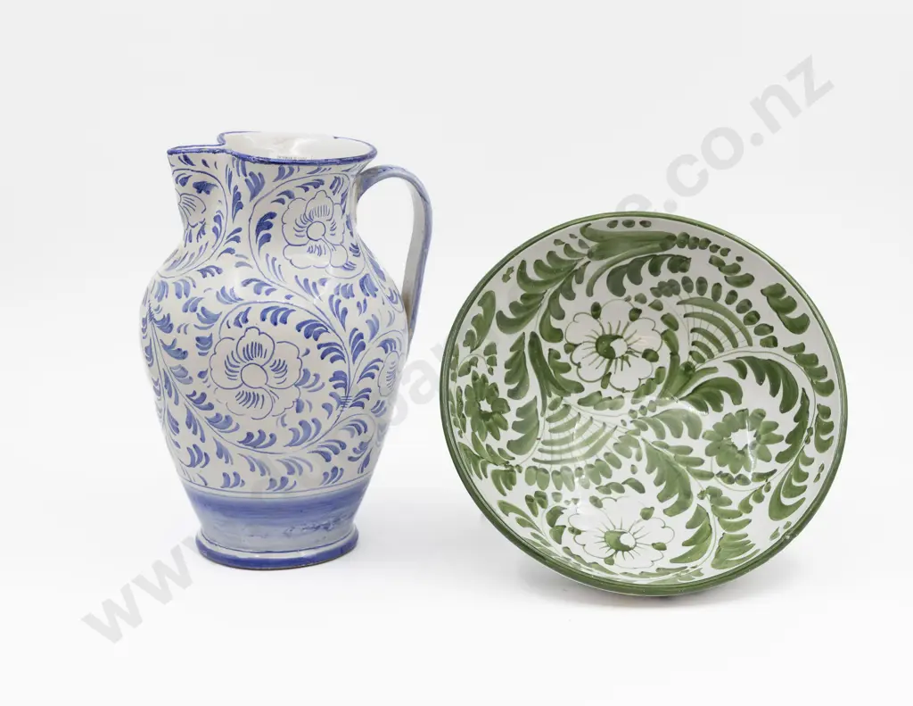 Italian Boldly Painted Bowl & Ewer Image 1++