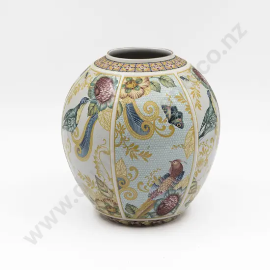 Spode Sumatra Limited Edition Stem Vase 293/750