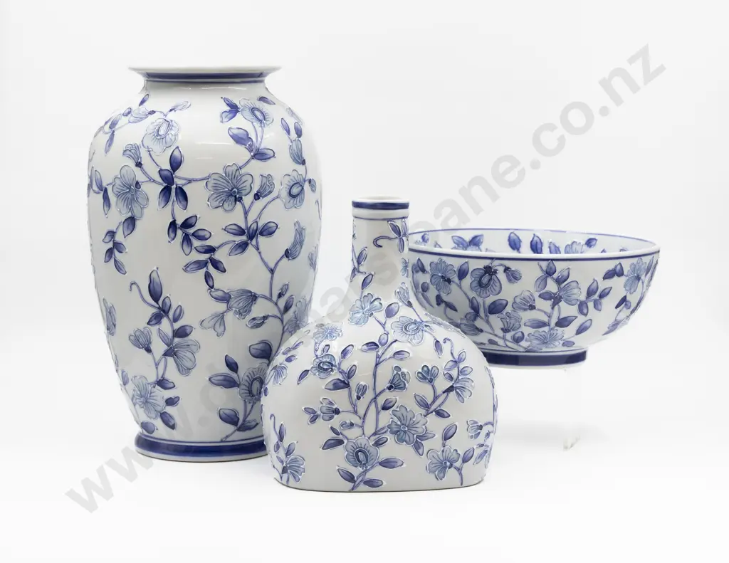 Modern Tubeline Decorated Large Vase Bowl & Bottle Vase Image 1++