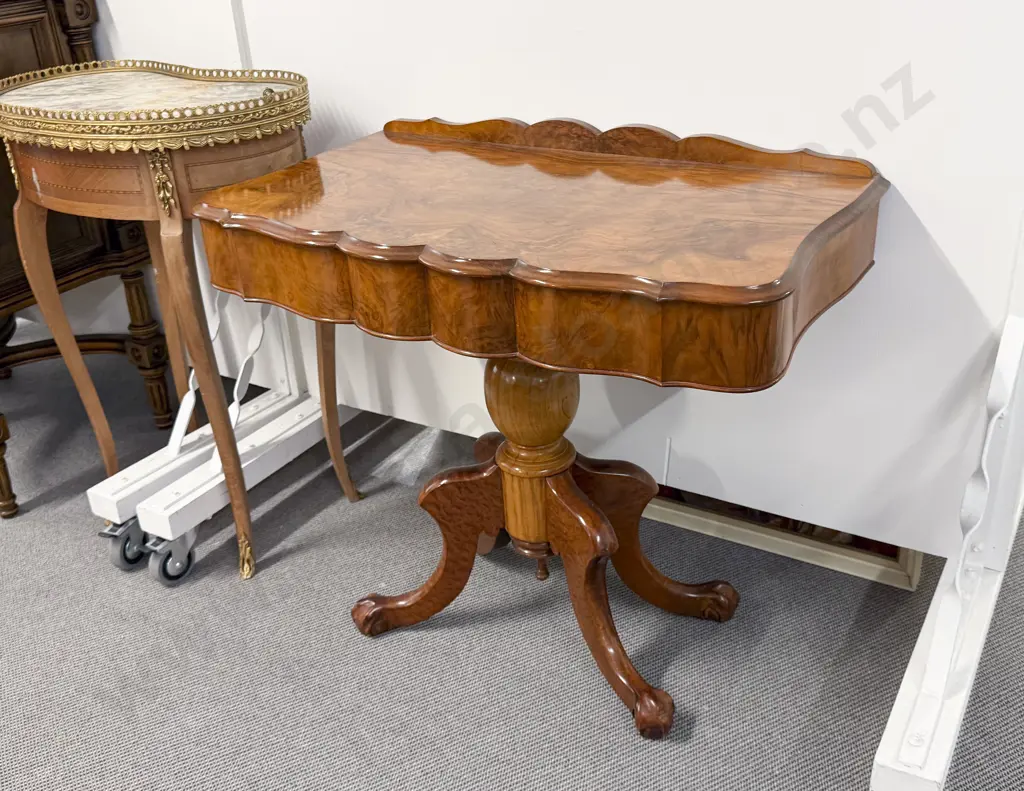 Victorian Style Figured Walnut Side Table Image 1++