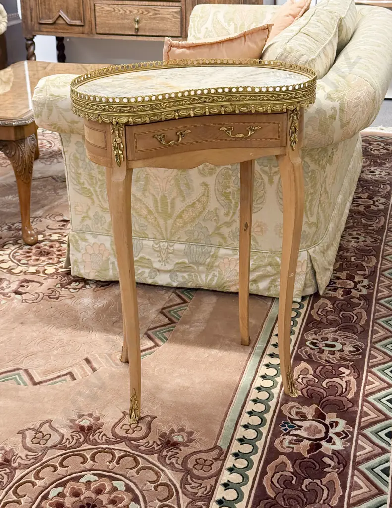 French Kidney Shaped Marble Top & Ormolu Occasional Table Image 1++
